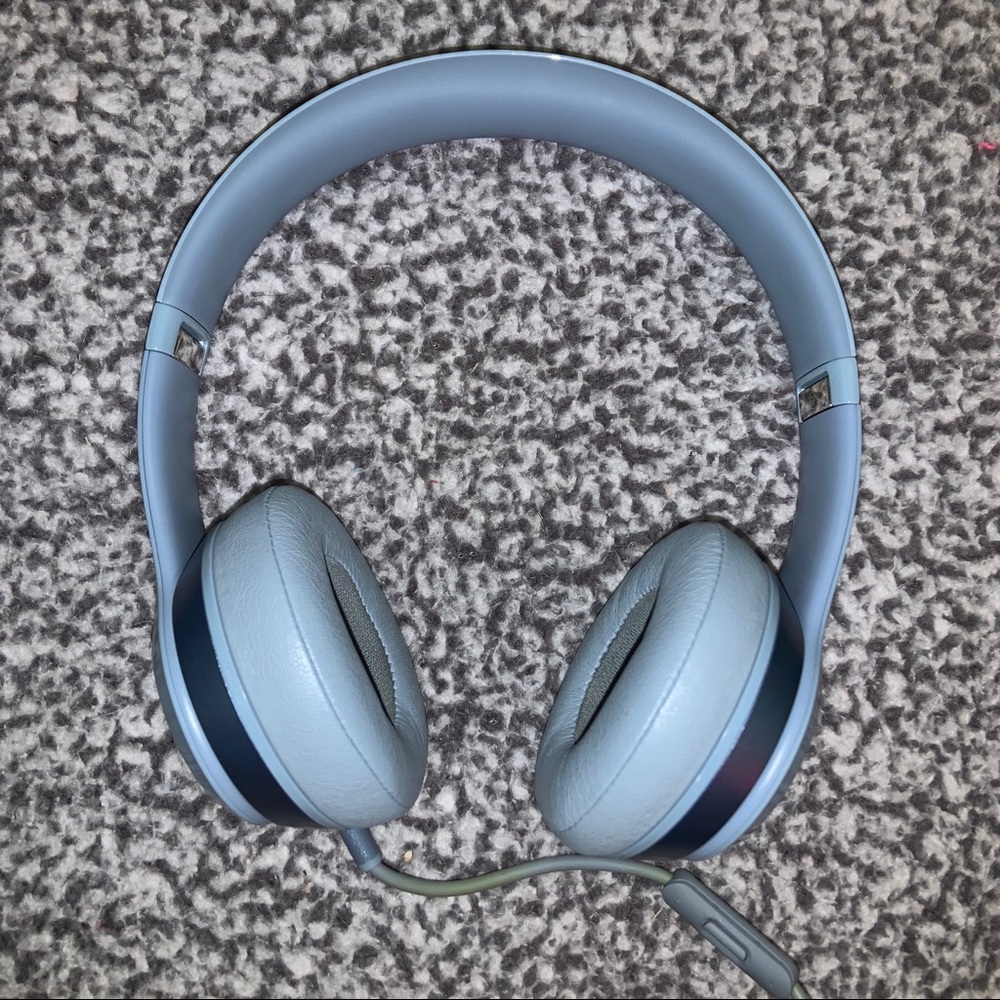 Beats by Dre - BeatsSolo2 headphones (wired)